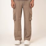 Men’s Baggy Fit Cargo Pants in Beige